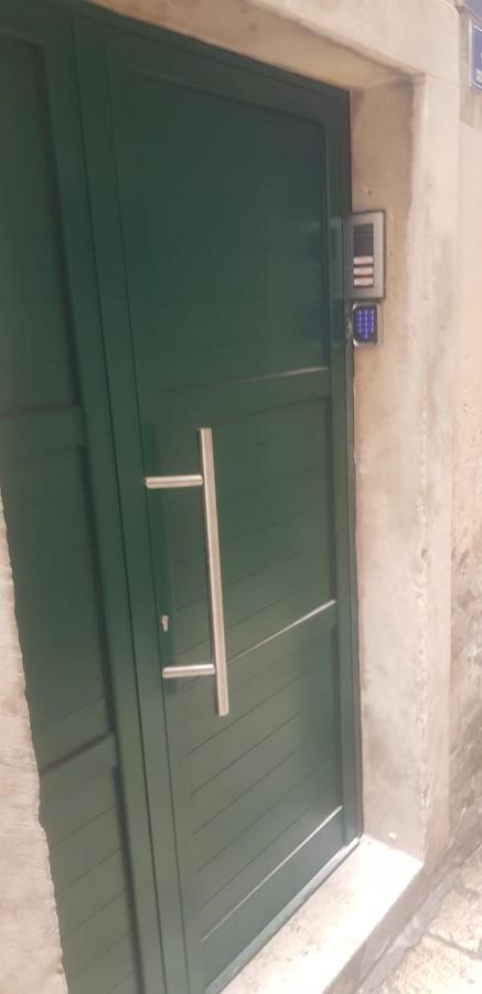 Sara Cosmo Split Apartment Exterior photo
